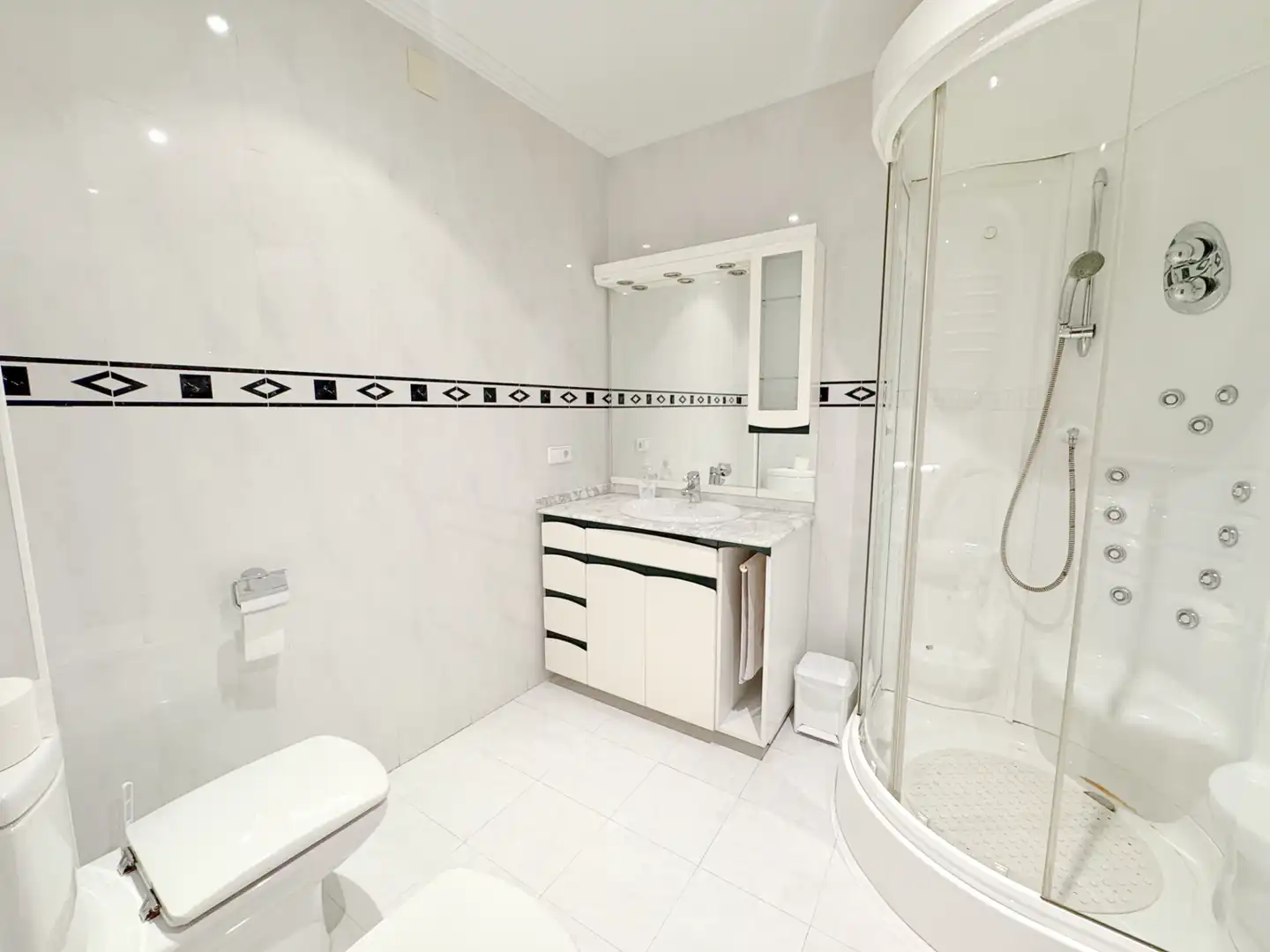 House with terrace for sale in Carrer dels Marquesos de Palmerola, imagen 11