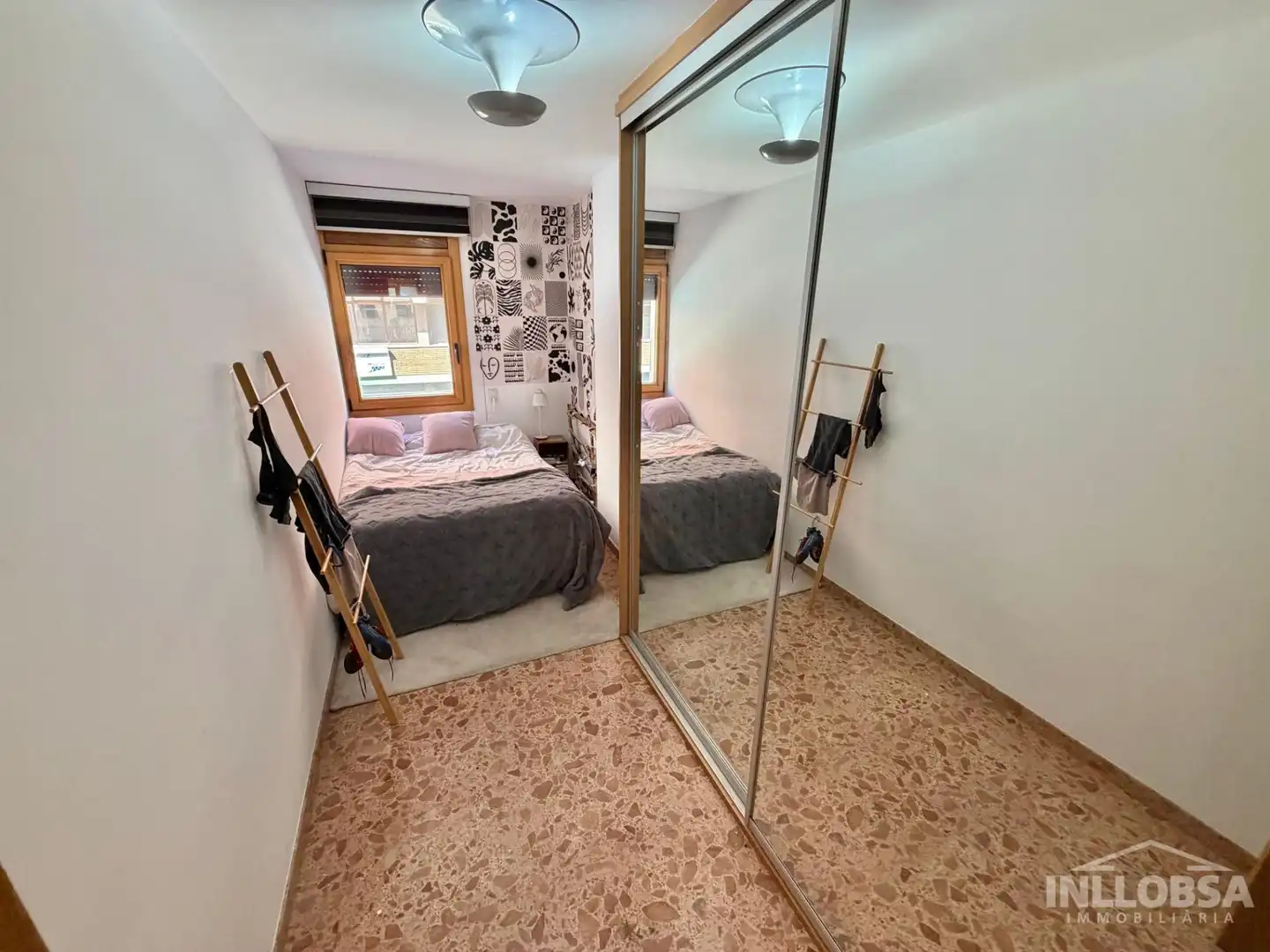 Habitación de Piso en venta en Manresa con Calefacción, Terraza y Trastero