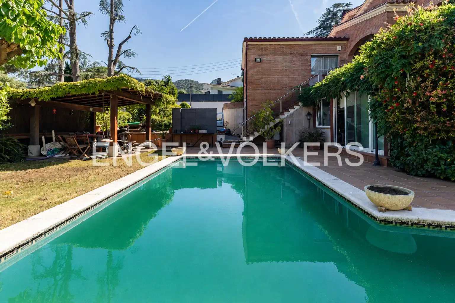 Piscina de Casa o xalet en venda en Argentona amb Aire condicionat, Calefacció i Jardí privat