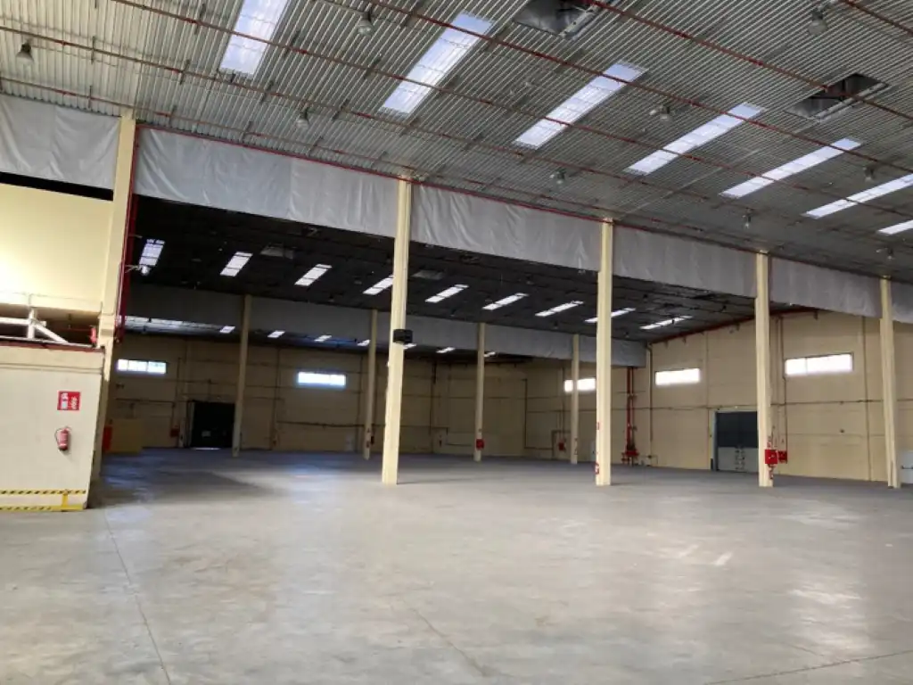 Nave industrial de alquiler en Daganzo de Arriba