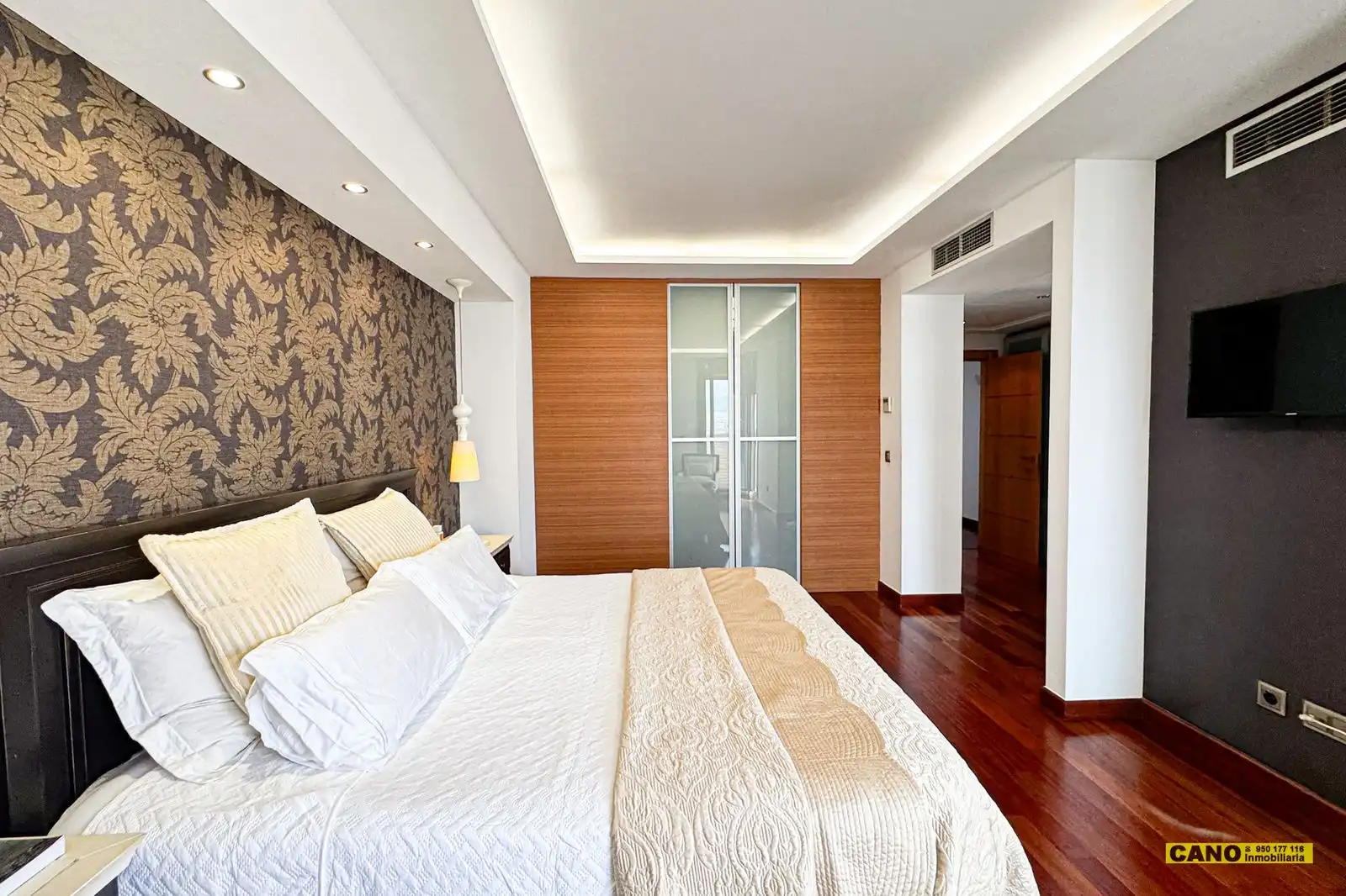 Bedroom of Flat for sale in El Ejido  with Terrace, Storage room and Swimming Pool