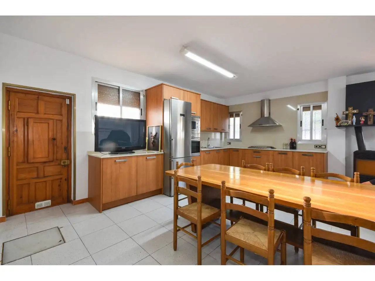 Cocina de Casa o chalet en venta en Santa Perpètua de Mogoda con Aire acondicionado, Calefacción y Jardín privado