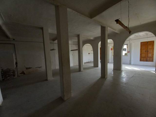 Nave industrial en Alquiler en Algorós - El Derramador