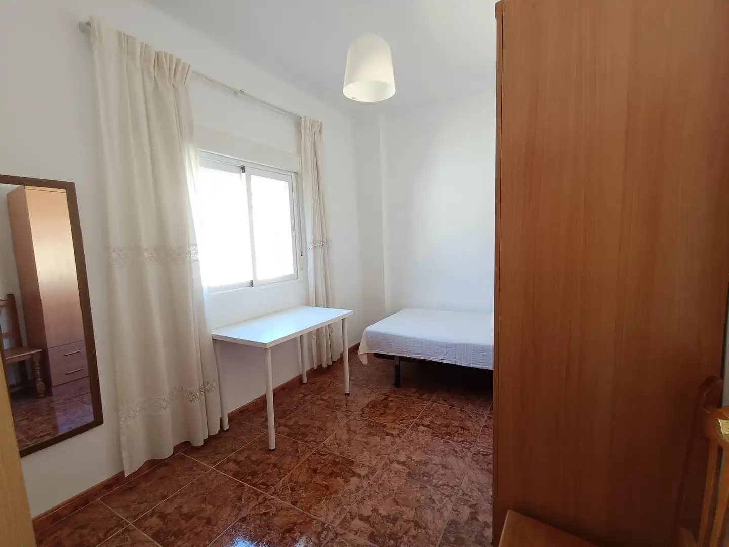 Flat for rent in Calle Calle de la Paloma, 9, Pajaritos