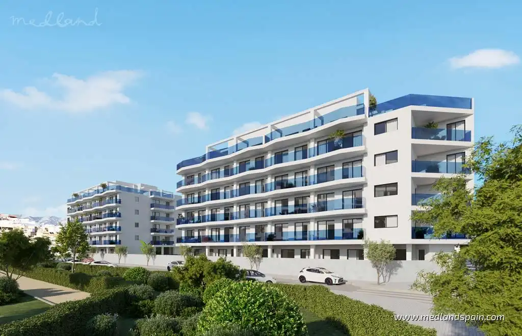 Appartement compact avec piscine à vendre à Las Lagunas