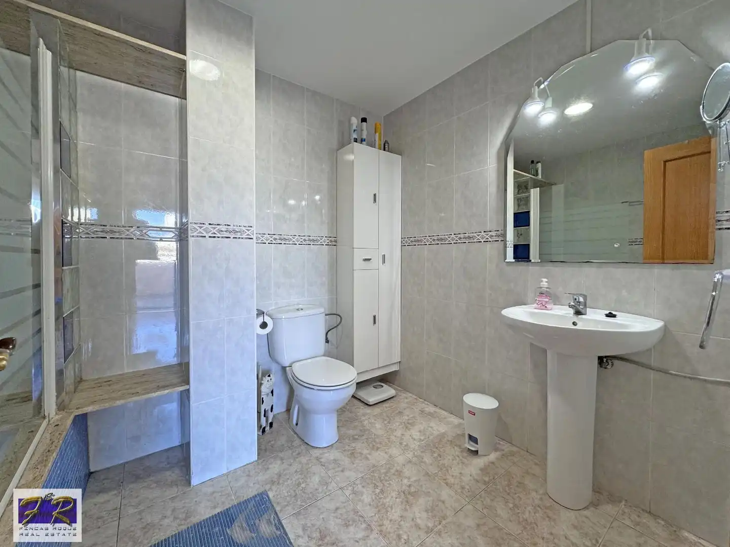 Bathroom of Attic for sale in Alcúdia  with Air Conditioner, Terrace and Furnished