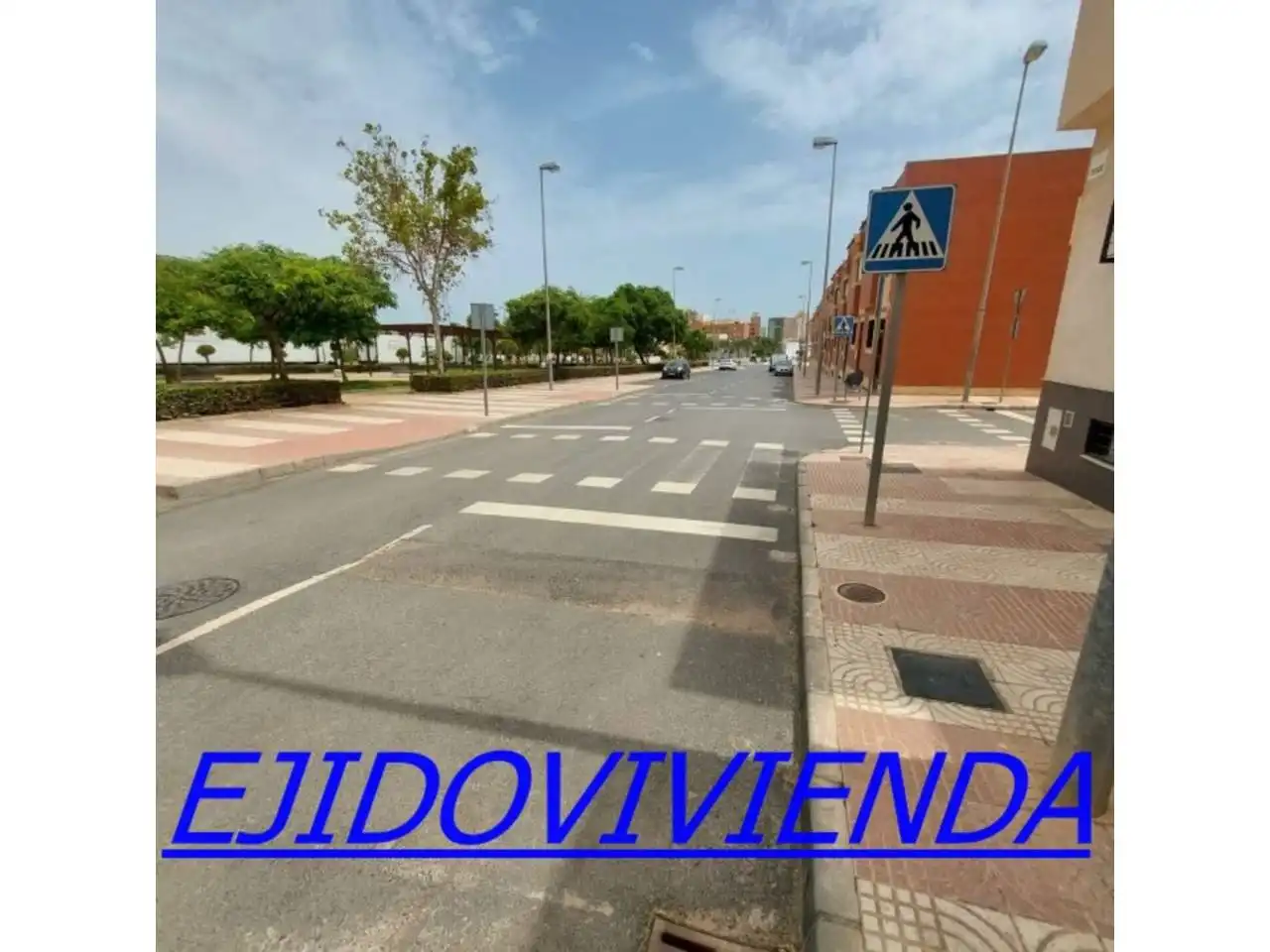 Exterior view of Houses for sale in Roquetas de Mar