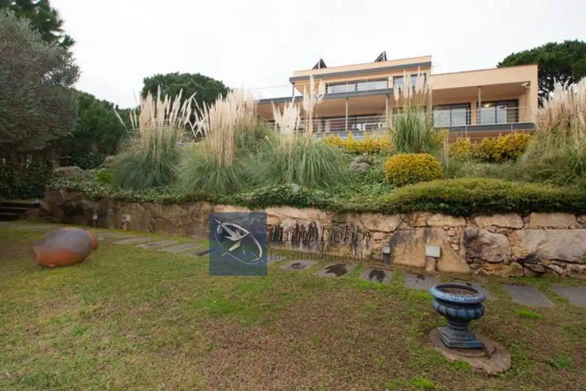Garten von Haus oder Chalet zum Verkauf in Sant Feliu de Guíxols mit Klimaanlage, Heizung und Terrasse