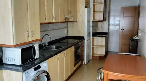 Foto 2 de Piso en venta en Los Castros, Santander