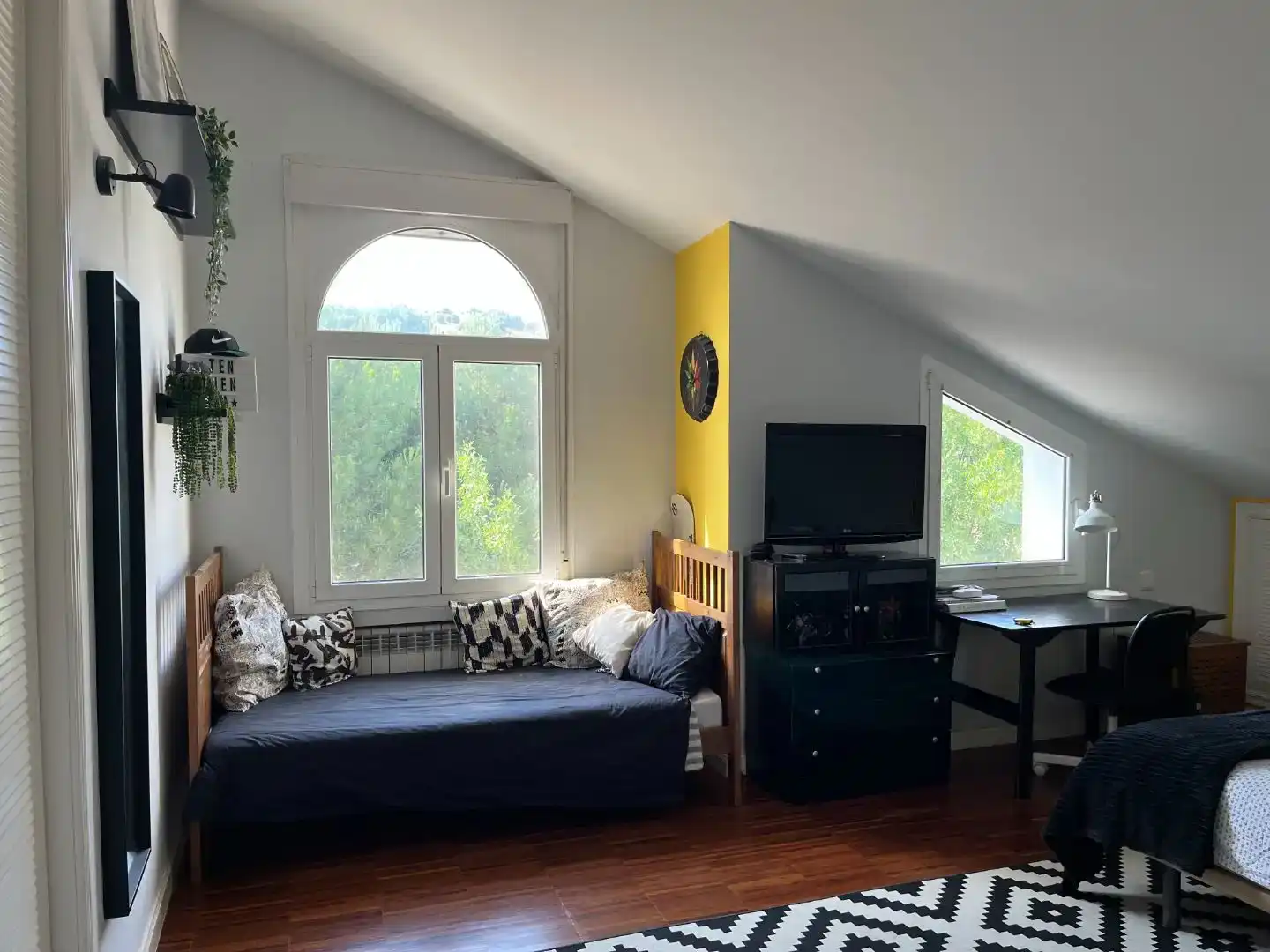 Sala d'estar de Casa o xalet en venda en Galapagar amb Aire condicionat, Jardí privat i Traster