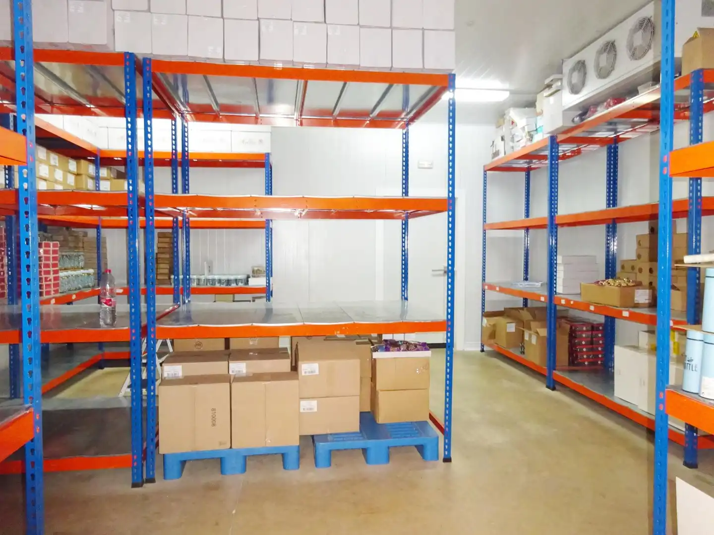 Nave industrial en venta en Calle HERREROS, El Viso del Alcor