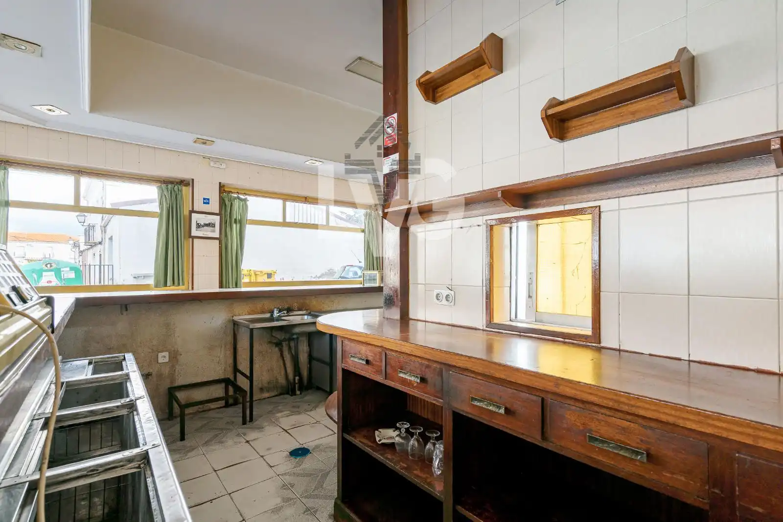 Cuina de Local de lloguer en Talamanca de Jarama amb Terrassa