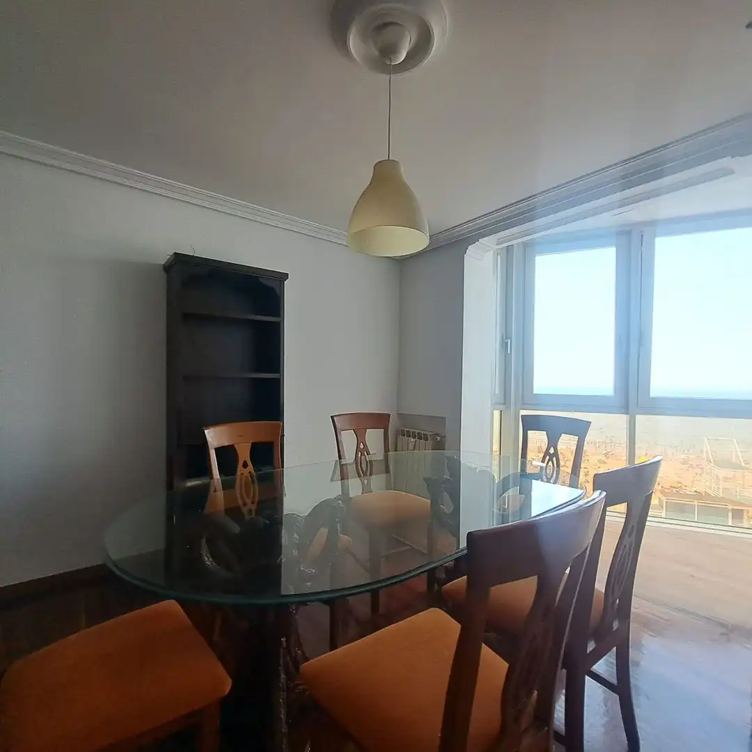 Esszimmer von Wohnung zur Miete in Gijón 