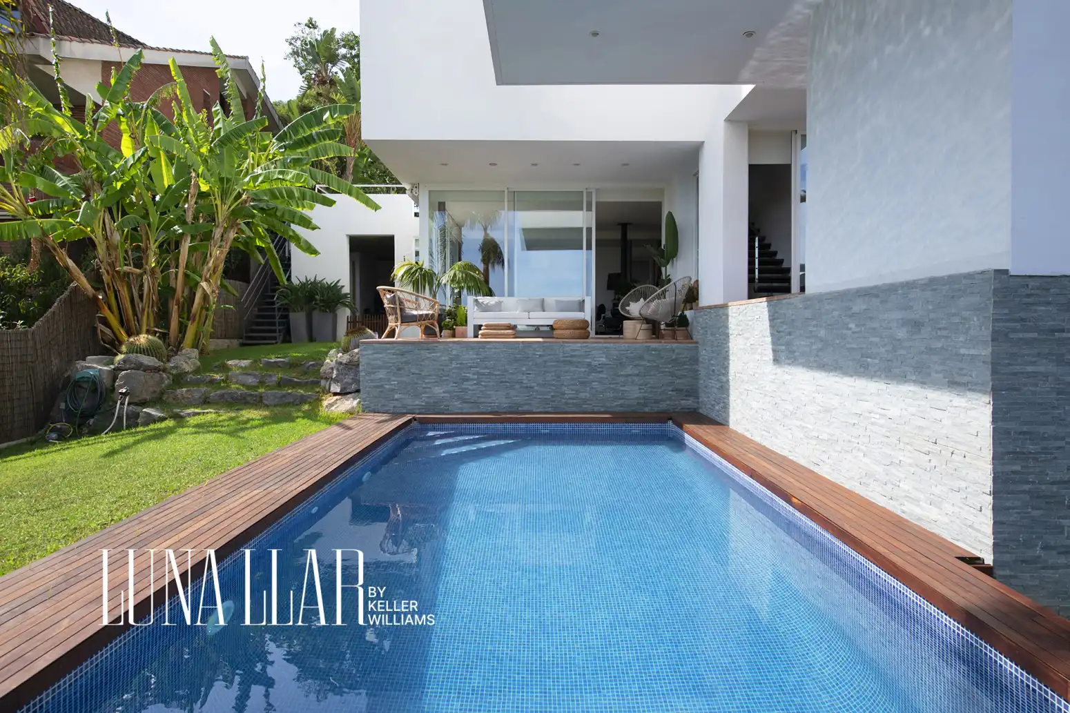 Piscina de Casa o chalet en venta en Castelldefels con Aire acondicionado, Calefacción y Parquet