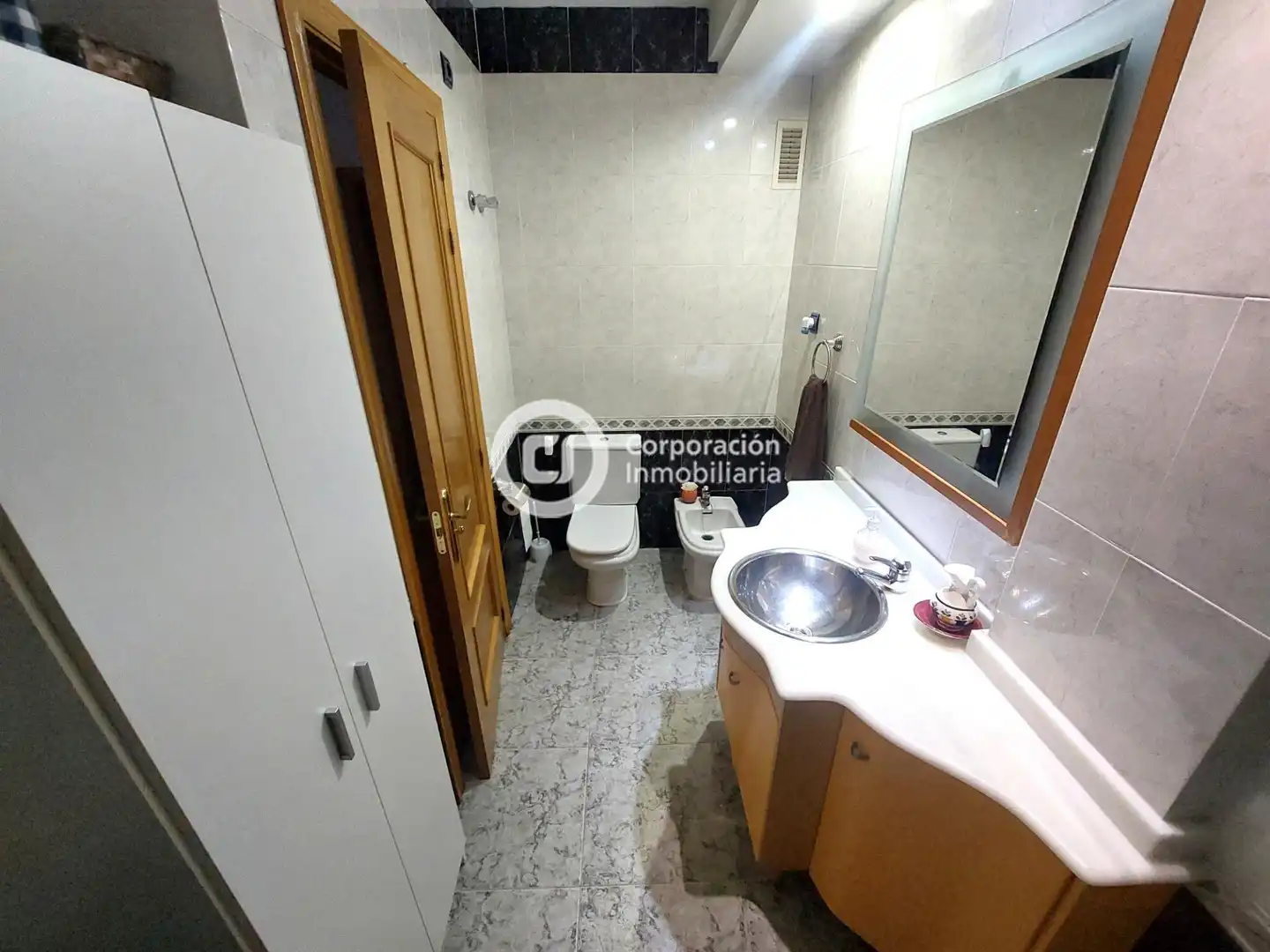 Badezimmer von Maisonette zum Verkauf in Lorca mit Heizung, Privatgarten und Abstellraum