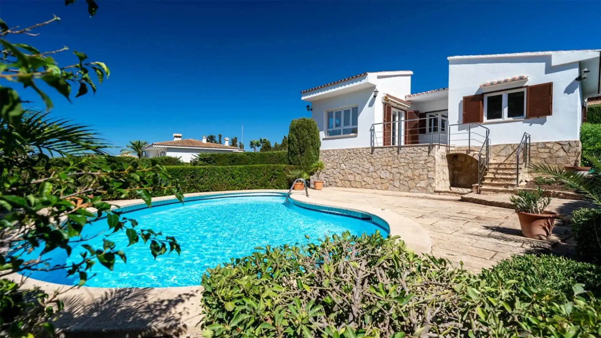 Vista exterior de Casa o xalet de lloguer en Llucmajor amb Aire condicionat, Jardí privat i Terrassa
