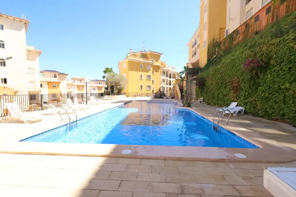 Apartamento con piscina en venta en N/A