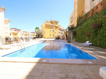 Apartamento con piscina en venta en N/A