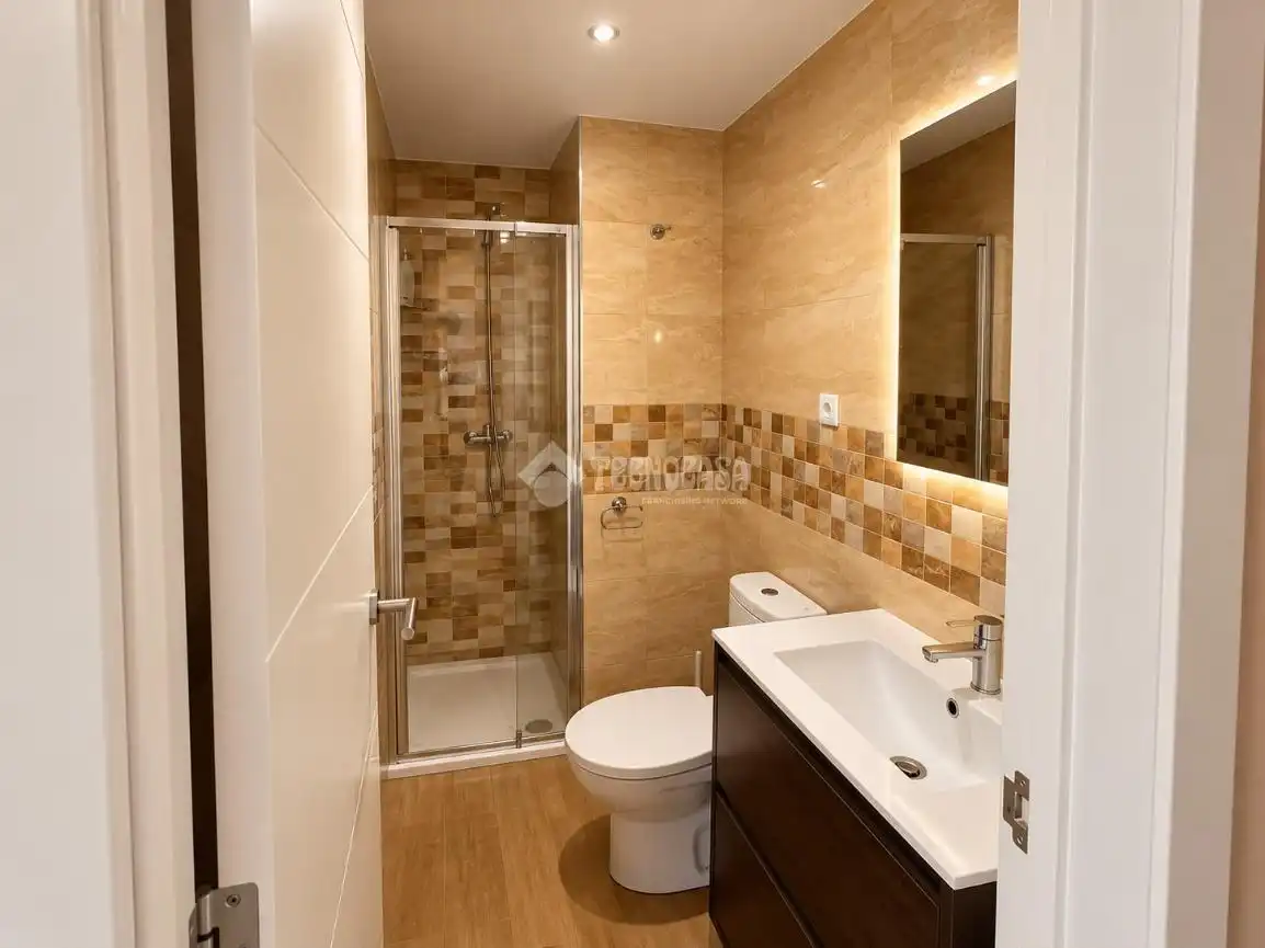 Bathroom of Flat for sale in Marbella