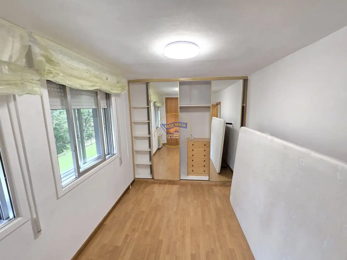 Habitación de Piso en venta en Vigo  con Calefacción
