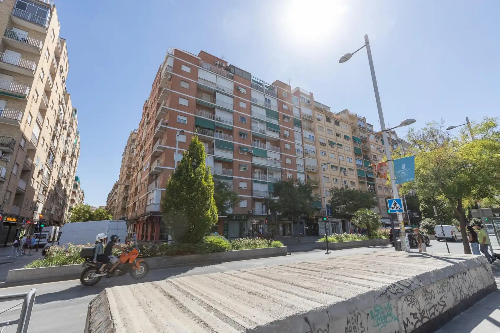 Vista exterior de Ático en venta en Granada con Aire acondicionado, Calefacción y Terraza
