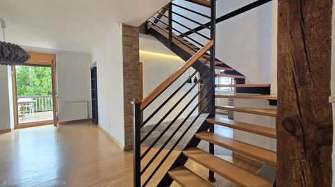 Se vende una fantástica vivienda, con estética de dúplex y amplia terraza en su planta principal, en un edificio con historia., imatge 3
