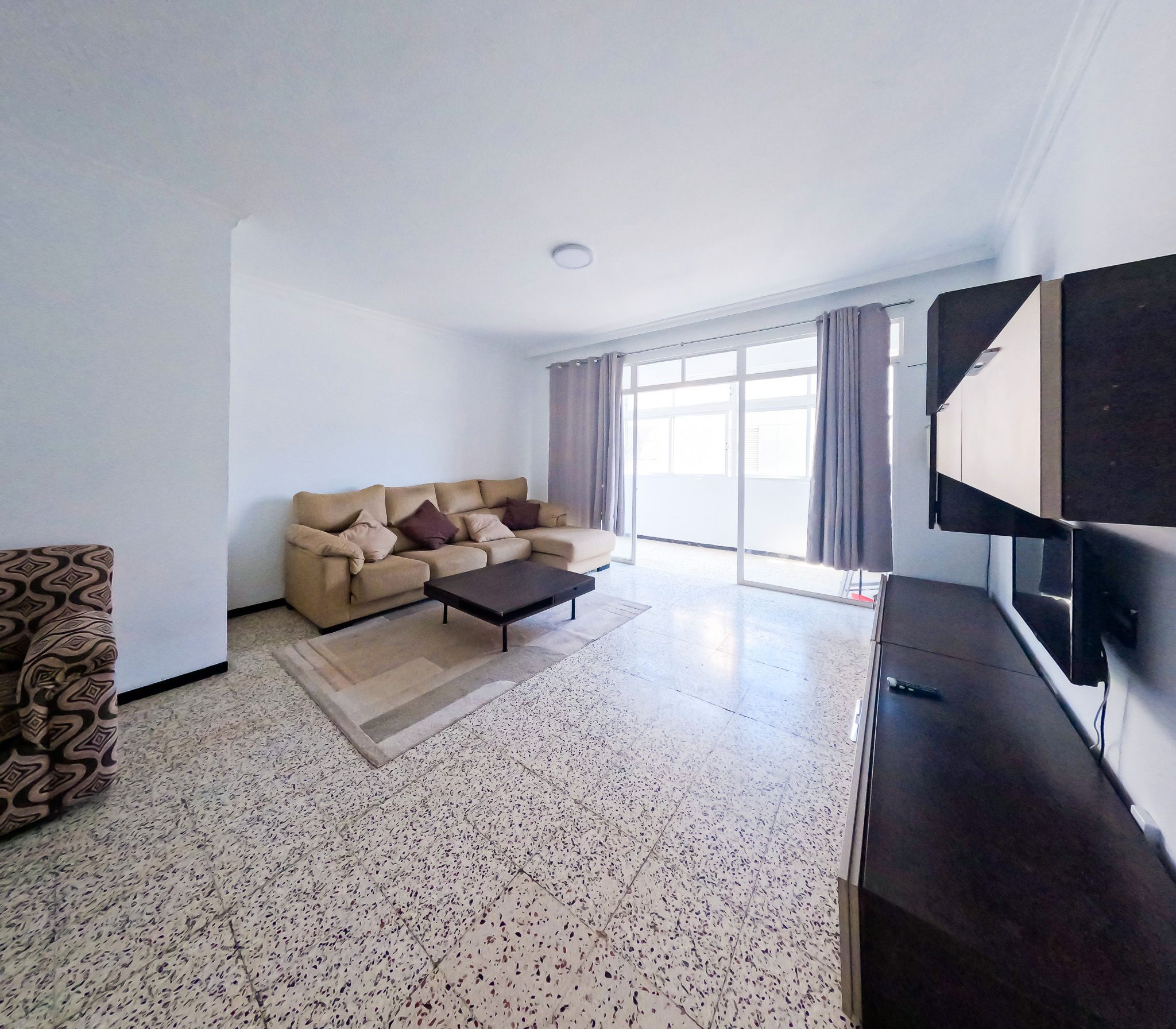 Living room of Flat for sale in Las Palmas de Gran Canaria  with Furnished and Balcony