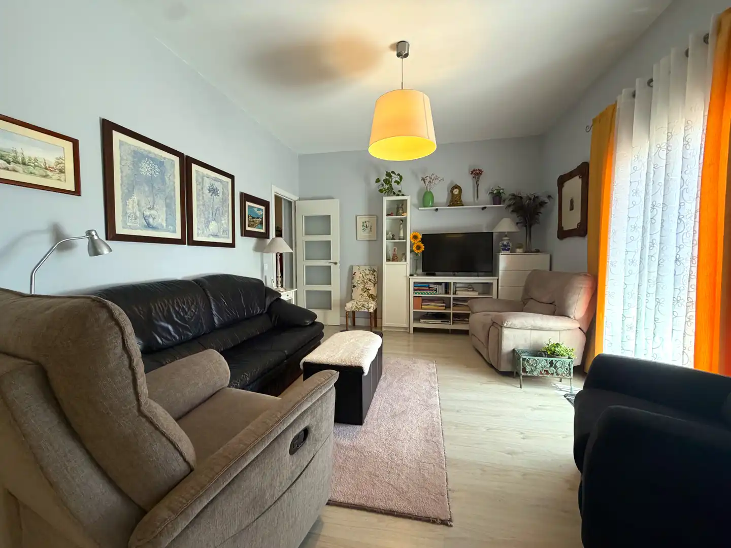 Living room of Flat for sale in Madrid  with Air Conditioner, Heating and Terrace