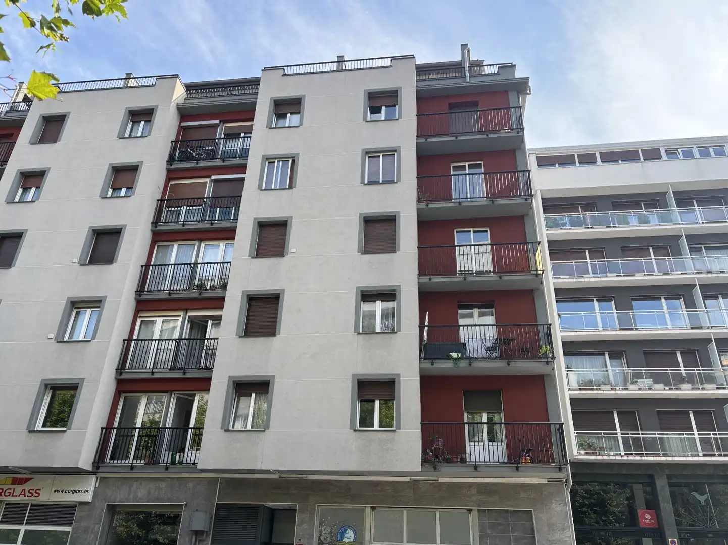 Vista exterior de Pis en venda en Donostia - San Sebastián  amb Calefacció, Traster i Moblat