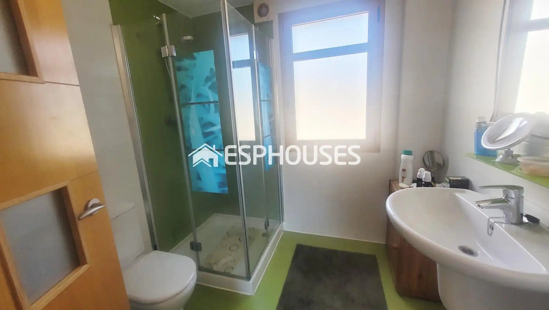 Bathroom of Houses for sale in Finestrat  with Storage room, Swimming Pool and Balcony