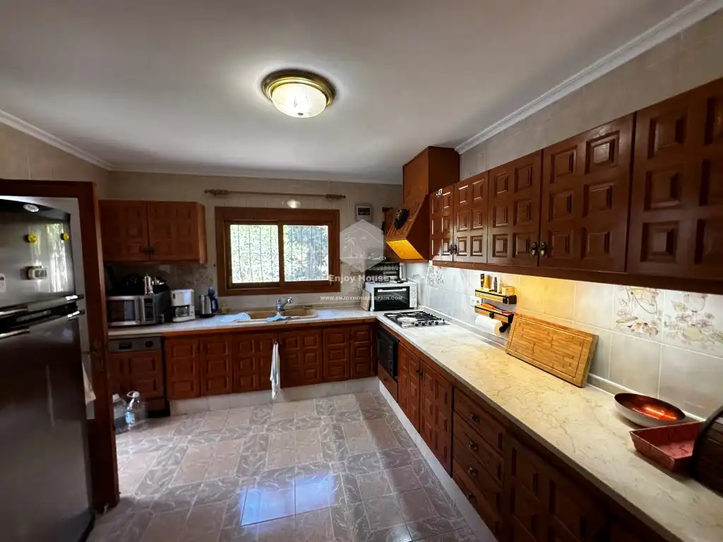 Houses for sale in Montgó - Ermita