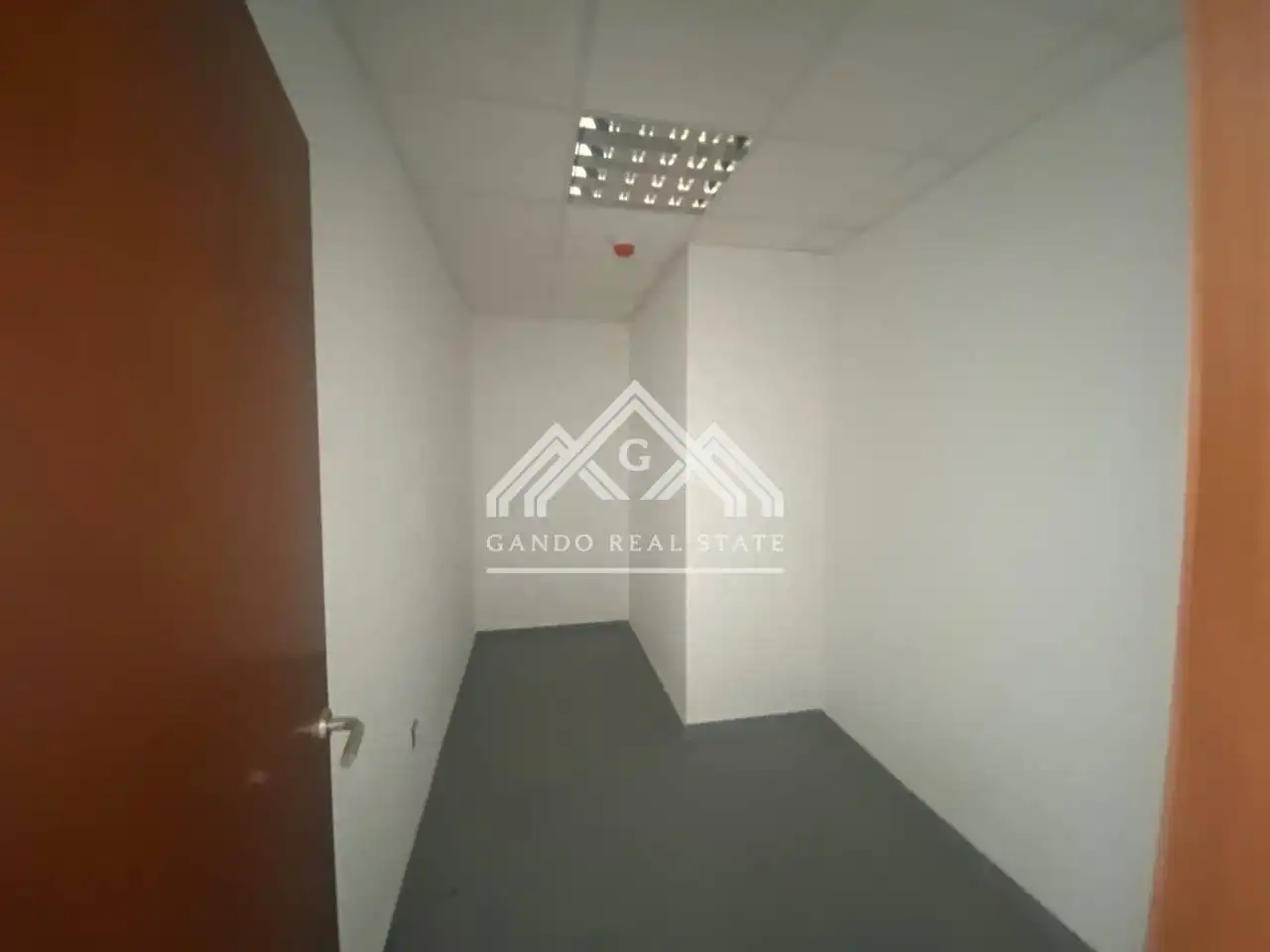Office for rent in Dos Hermanas  with Alarm