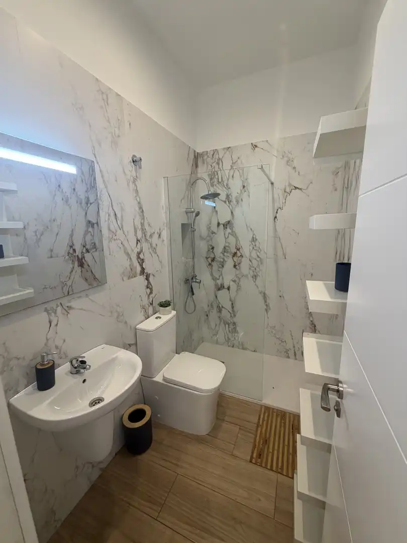 Bathroom of Flat for sale in Elche ciudad