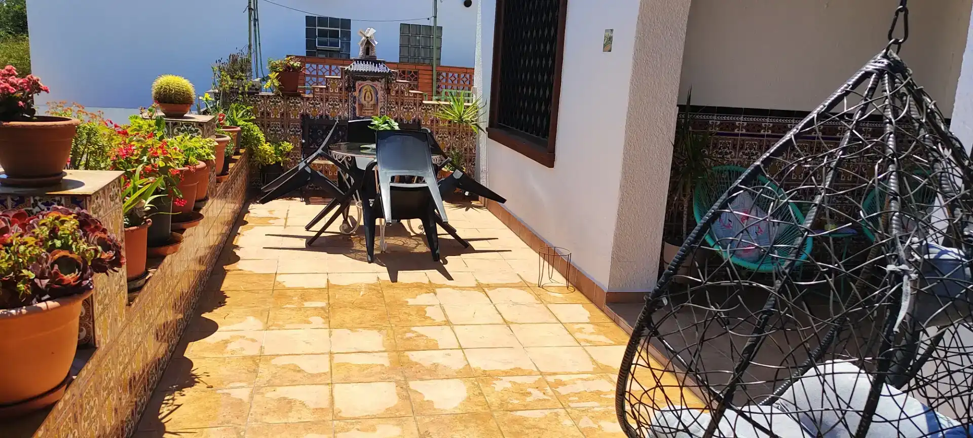 Terraza de Casa o chalet en venta en Sant Boi de Llobregat con Aire acondicionado, Jardín privado y Parquet