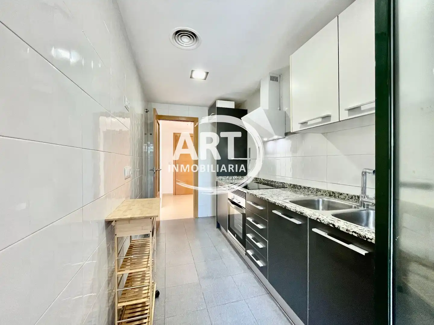 Kitchen of Flat for sale in La Pobla de Vallbona  with Air Conditioner, Heating and Terrace