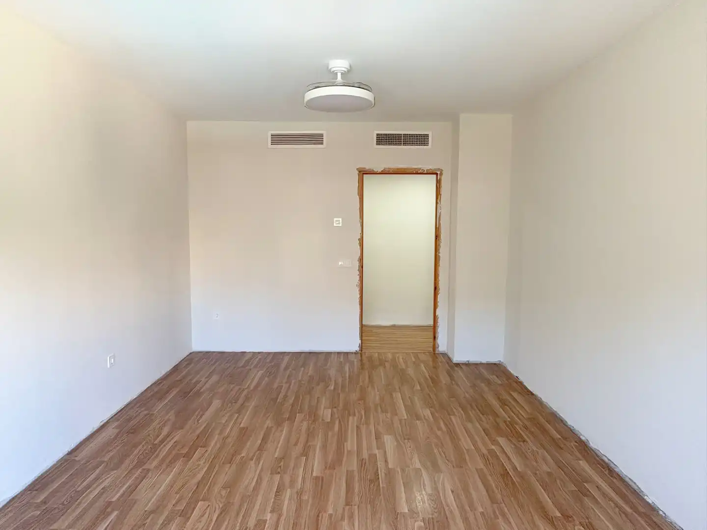 Flat for sale in Calle Andres Segovia, El Pinillo