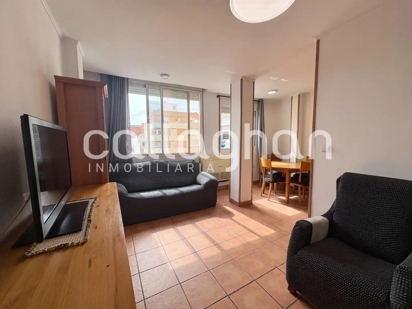Flat with lift to rent in Calle GUILLEM CASTRO