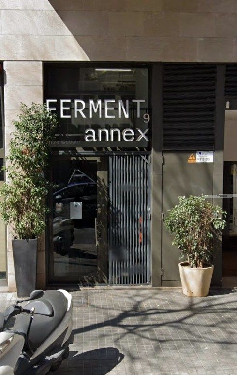 Local de alquiler en DE SEPÚLVEDA, 131, Sant Antoni, Eixample