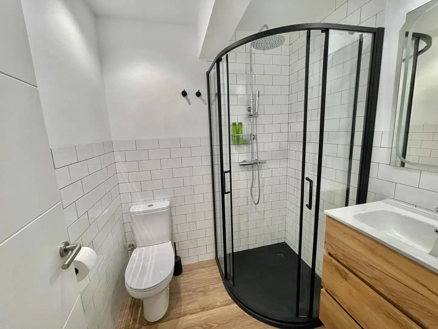 Bathroom of Flat for sale in Santurtzi   with Heating and Furnished