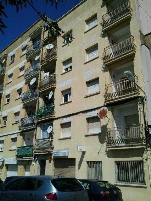 Vista exterior de Pis en venda en Cervera