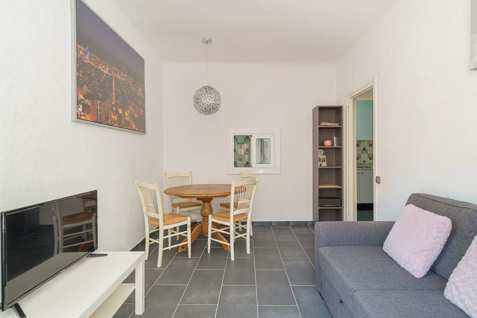 Sala de estar de Piso en venta en Pineda de Mar con Calefacción, Balcón y Piscina comunitaria
