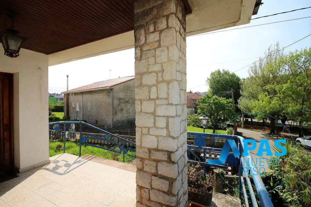 Terrassa de Casa o xalet en venda en Santander amb Calefacció, Jardí privat i Traster
