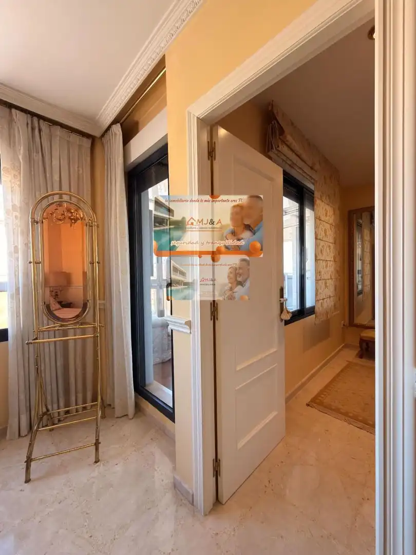 Dúplex en venta en Castellón de la Plana / Castelló de la Plana con Calefacción, Parquet y Terraza