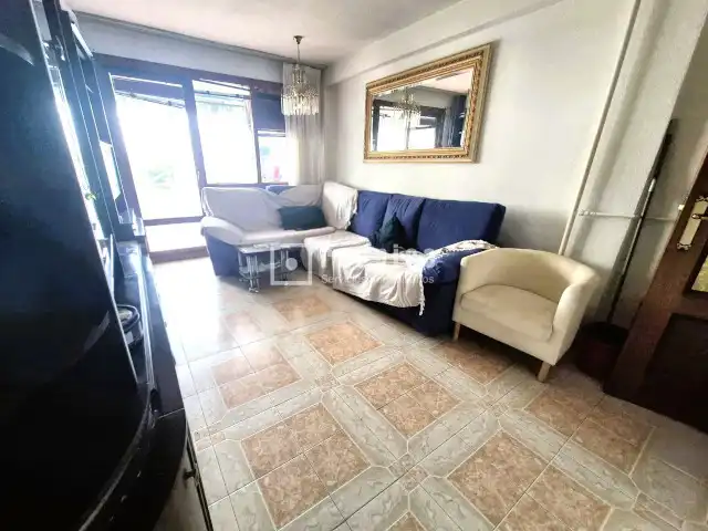 Living room of Flat for sale in Parla  with Heating, Terrace and Storage room
