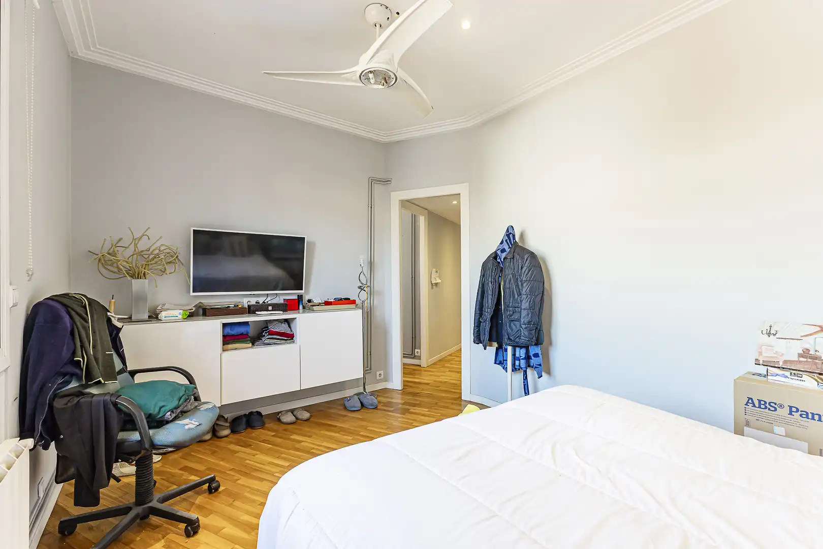 Schlafzimmer von Dachboden zum Verkauf in Barcelona mit Klimaanlage, Heizung und Parkett