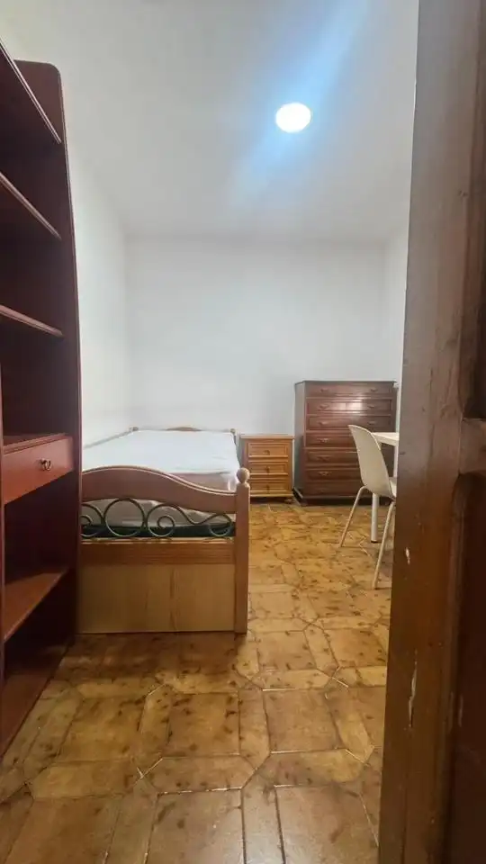 Wohnung zur Miete in Calle Azahar, Cruz Roja