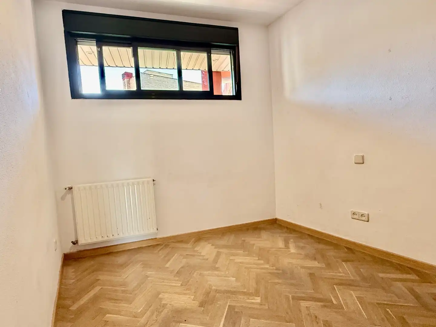 Bedroom of Flat for sale in Alcobendas  with Heating and Storage room