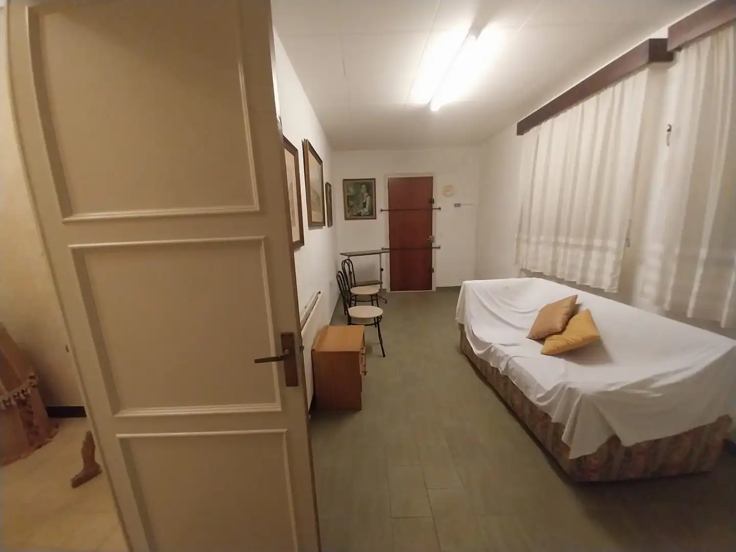 Habitación de Casa adosada en venta en Bellcaire d'Empordà con Trastero y Amueblado