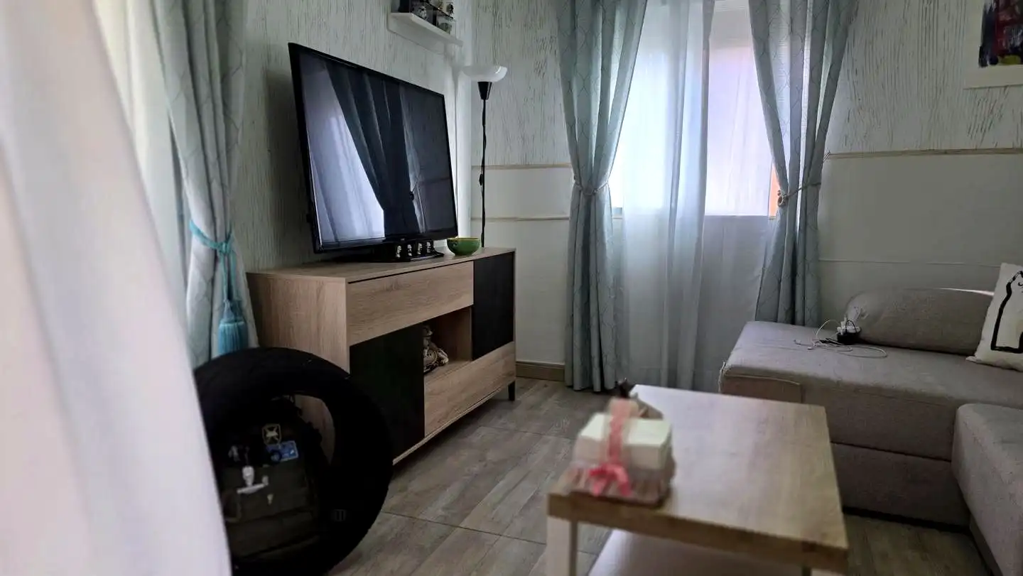 Sala de estar de Piso en venta en San Sebastián de los Reyes con Terraza y Balcón