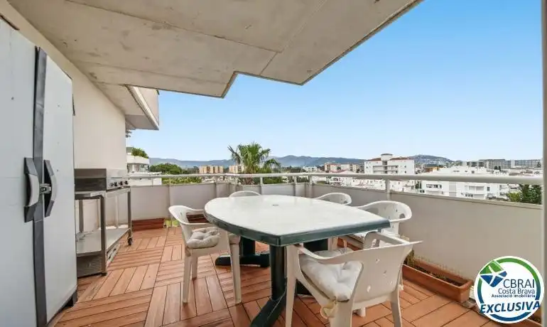 Appartamento con piscina in vendita a Port Canigó 15, imagen 3